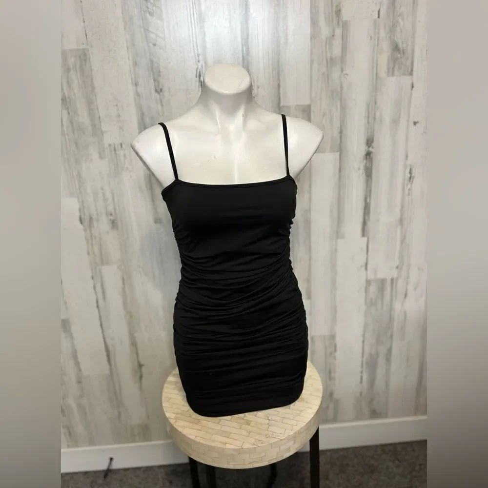 Black dress 